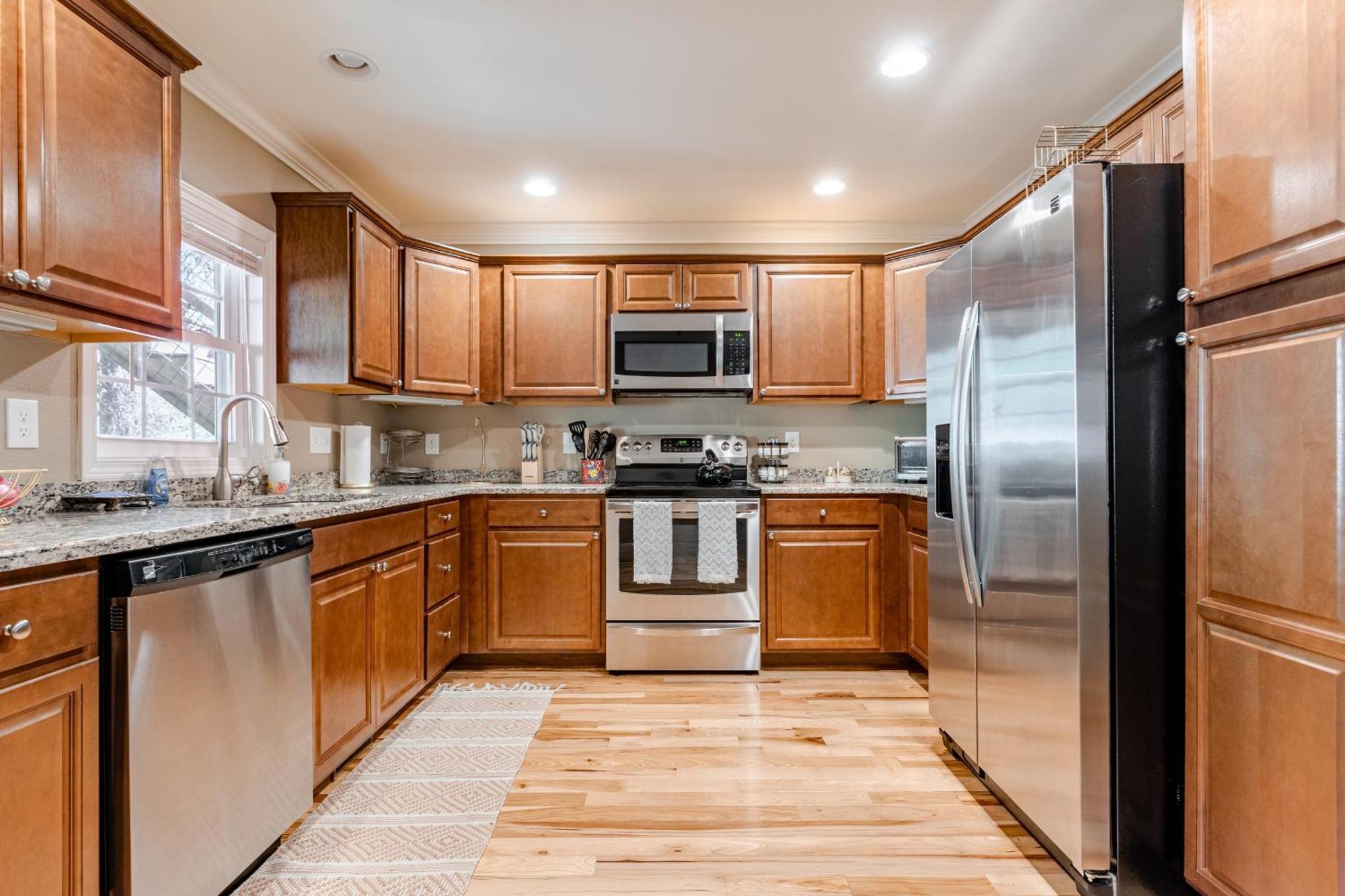 Apartment Pet Friendly - Cozy Nut Shell Asheville