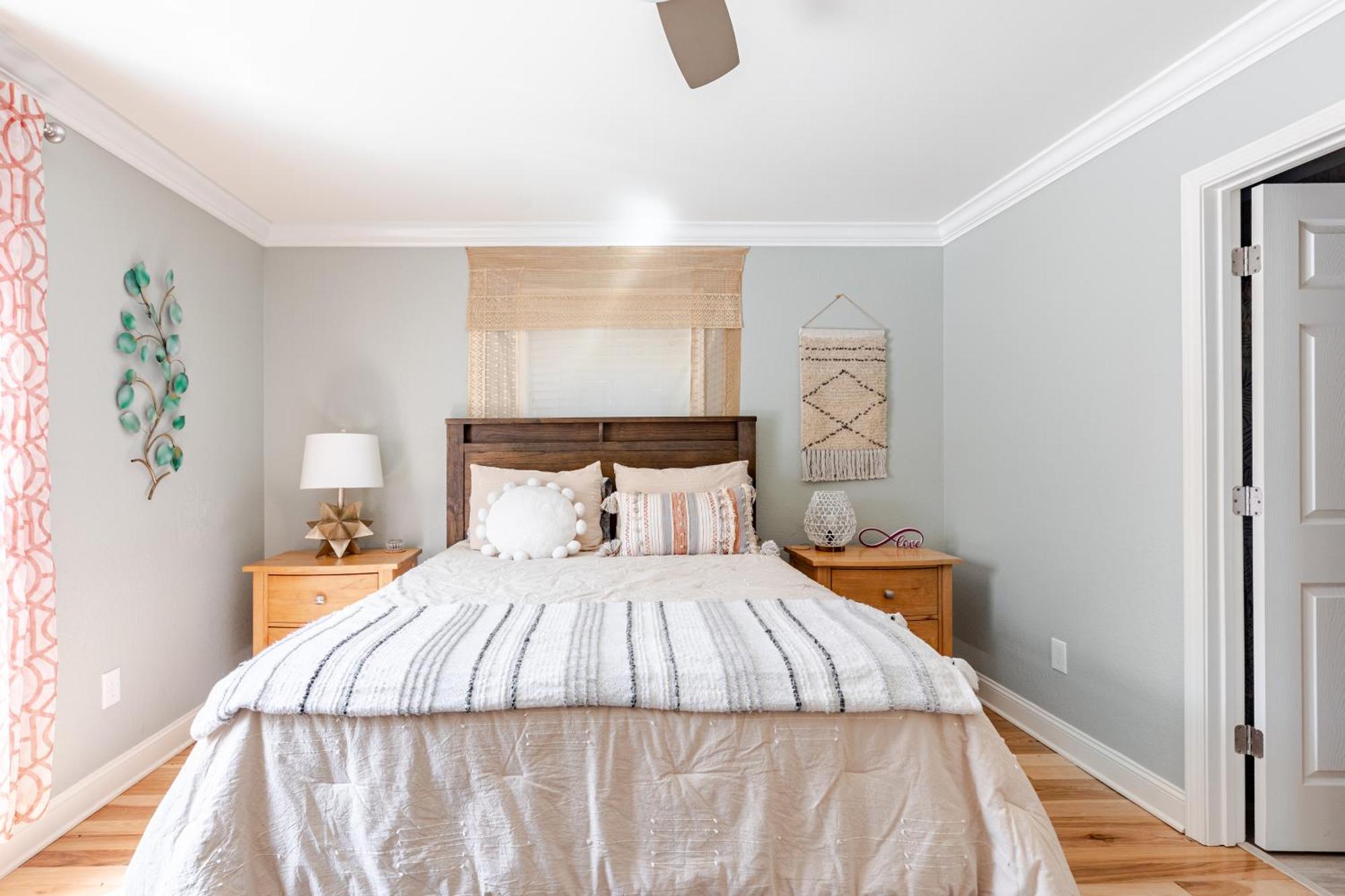 Pet Friendly - Cozy Nut Shell Apartment Asheville